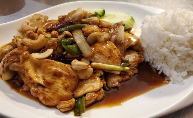Cashew Nut Chicken.